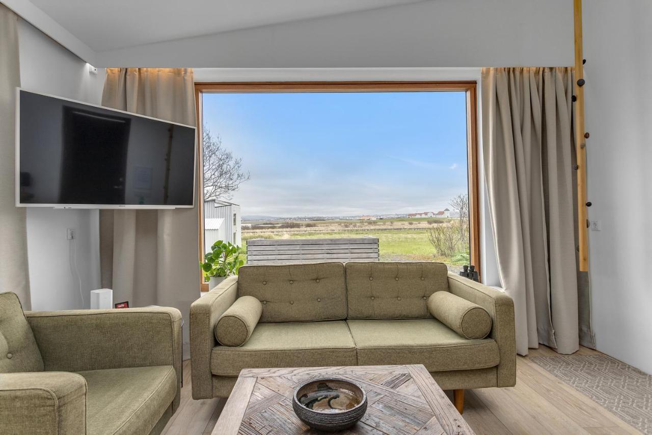 Eyvindarholt Guesthouse Álftanes 외부 사진