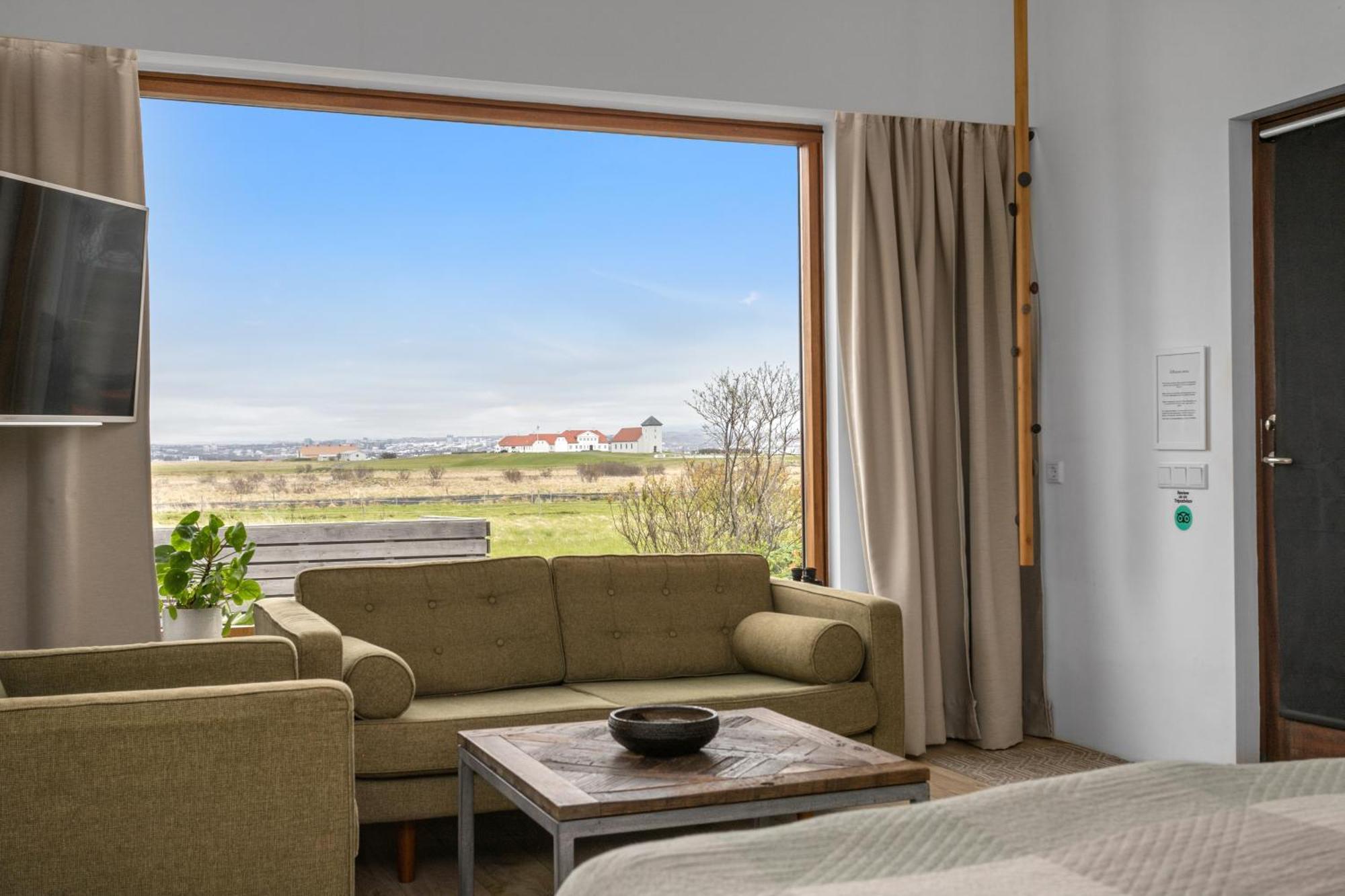 Eyvindarholt Guesthouse Álftanes 외부 사진